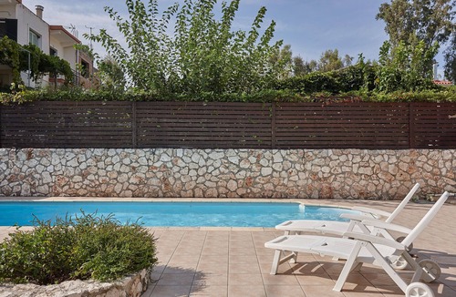Poros Villa | Traditional 2BR Villa★Private Pool★Walk Everywhere!