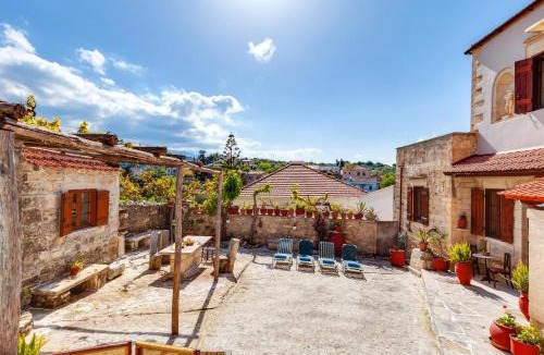 Gavalochori Villa | Traditional Home Vereniki With Heated Pool - BY APOKORONAS VILLAS