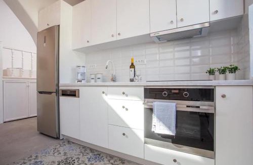 Kalithies Apartment | Traditional Luxury House