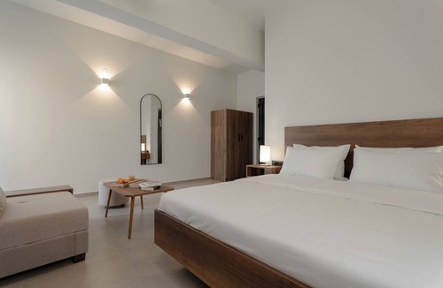 Bali Hotel | Trinity Suites by Checkin