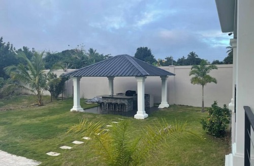 Santiago de los Caballeros House | Tropical Paradise!