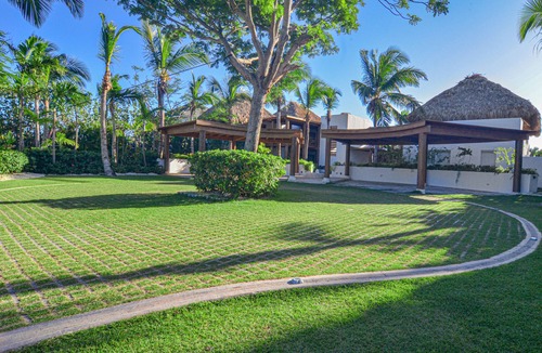 Punta Cana Villa | Tropical Golf View Villa. Steps to the ocean with a Gym and Theater-game room.