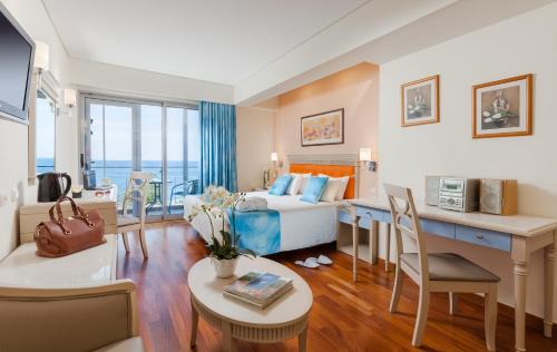 Alimos Hotel | Tropical Hotel Seafront Boutique