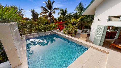 La Iglesia Apartment | Tropical Penthouse in the Heart of Las Terrenas!
