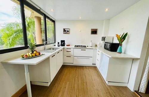 Pa'ofa'i Apartment | Tunui City Apartment - Quiet & Pool