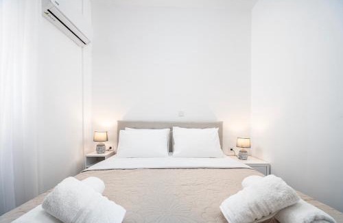 Kardamena Apartment | Turtle Cove Cottage, Beachfront