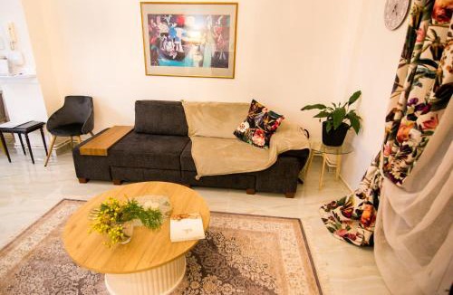 Serres Apartment | Twins