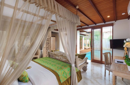 Sukawati Apartment | Two Bed Jacuzzi and Pool villa Sukawati