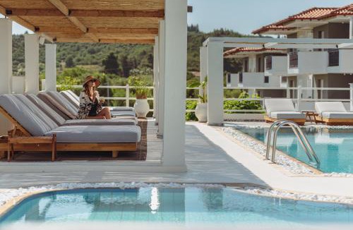 Haniotis Hotel | Two Bedroom Apartment at Ampelia Hotel Kassandra
