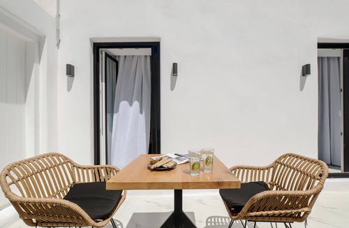 Old Town Naxos House | Two Bedroom Apartment, Diadema Apartments Naxos