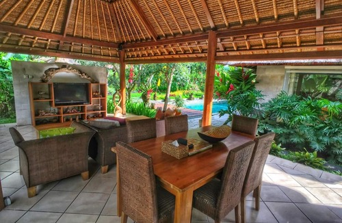 Pejeng Villa | Two Bedroom Villa Rice Field view Private Pool