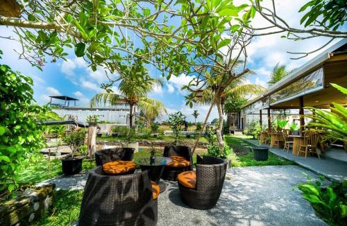 Peliatan Villa | Ubud Rice Field Stay - Mahari by WAHM