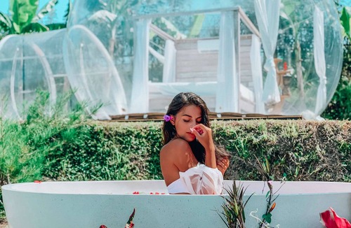 Tampaksiring RV Rental | Unique Bubble Ubud with Bathtub
