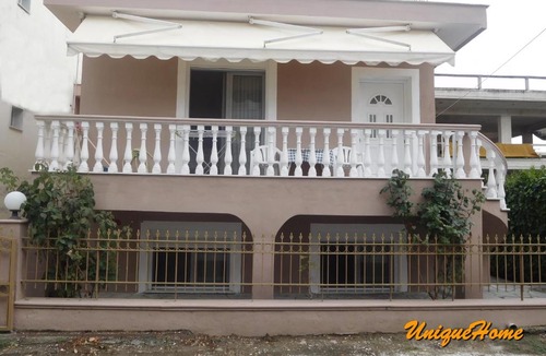 Nea Peramos Apartment | Unique Home