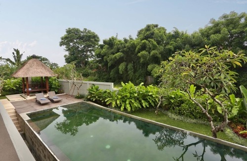 Kemenuh Villa | Unique Villa near Tegenungan Water falls