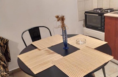 Agios Pavlos Apartment | Upper Town Studio
