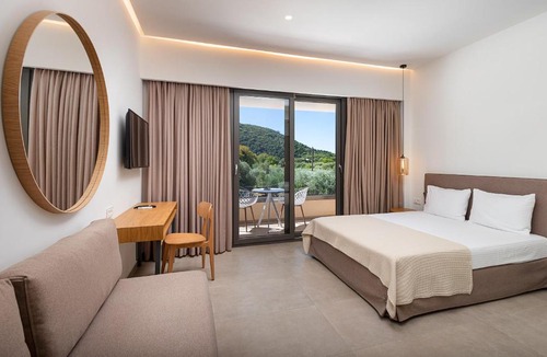 Perdika Hotel | Urania Hotel