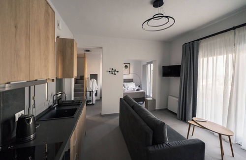 Karterados Apartment | Uranides Luxury Suites