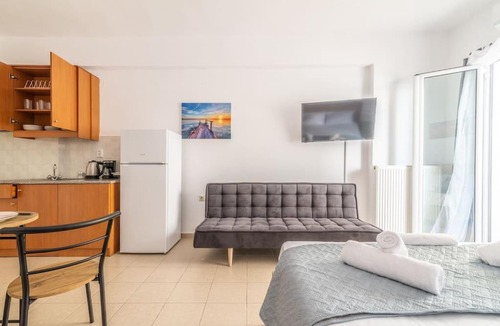 Heraklion Apartment | Urban Apt Next University 5