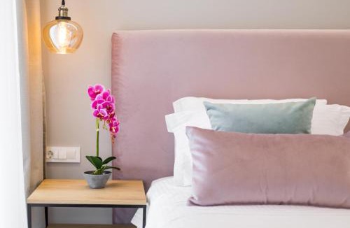 Perama Apartment | V Luxury Suites