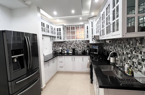 Moca House | Vacation Family Home-5min from STI airport sleep 6 WiFi +Netflix