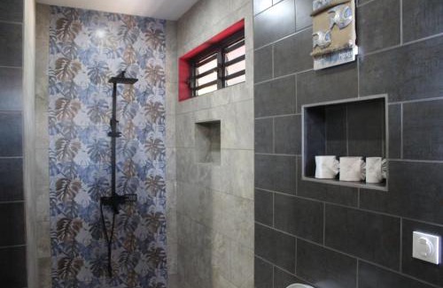 Teahupoo Bed & Breakfast | Vai'Ute'Ute Lodge, Raiatea