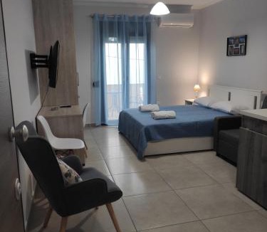 Katarraktis Apartment | Varkaris Room 2