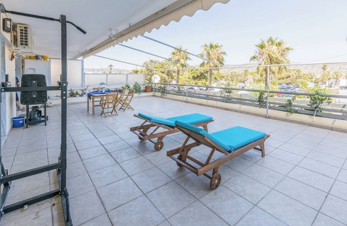 Varkiza Apartment | Varkiza Blue - 2bd apartment next to the beach