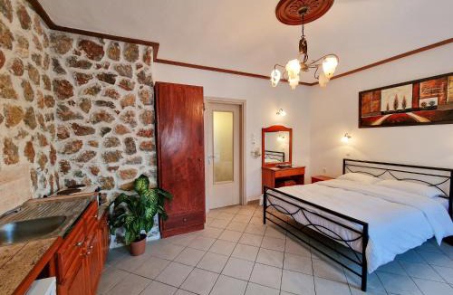 Kamari Apartment | Vasilis Boutique Studios