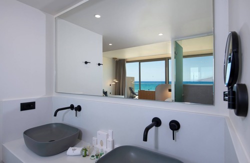 Kavros Hotel | Ventale Island Breeze Resort