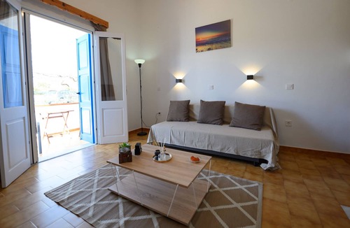 Panormos Apartment | Verano V1 (up to 4 guests) - Cozy apartment 2 minutes (200m) to the beach