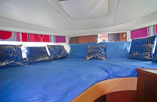 La Romana Boat Rental | Very luxurious accommodation on a boat, room, bathroom and fine wood finishes.
