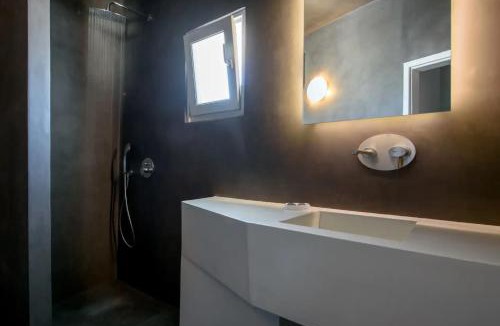 Firostefani Apartment | Very welcoming and cozy villa in Santorini