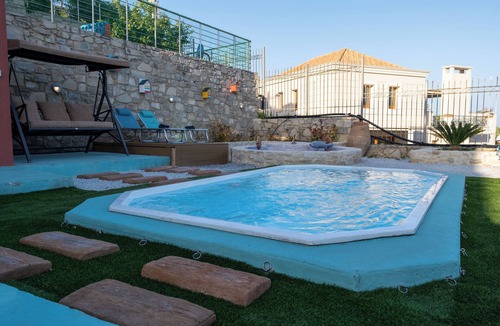 Linoperamata Villa | Viewtifull-Villas 2 – Private Pool, Playground & Panoramic Views Near Heraklion