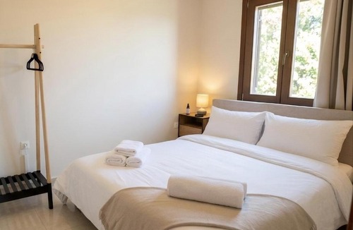 Syros Villa | Vignetta Mare 2BR Villa με Θέα & και Ιδιωτικό Πάρκινγκ