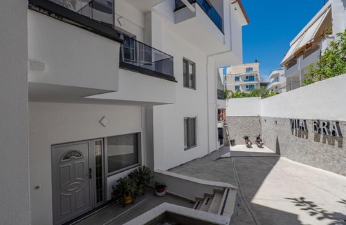 Kodrra Hotel | Vila Era Beach
