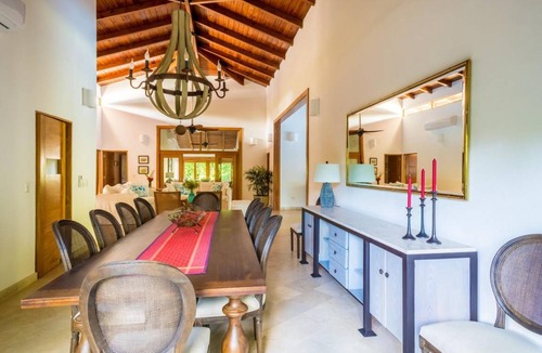 Los Lagos Villa | Villa ∙ 5 bedrooms ∙ 10 guests