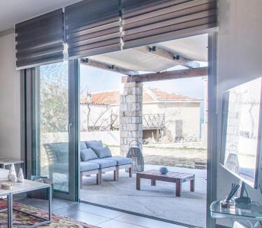 Aegina Town Villa | Villa Aegina
