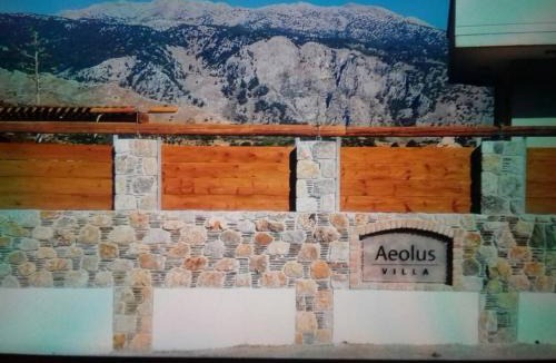 Agía Eiríni Villa | Villa Aeolus with private overflow, endless, heated pool