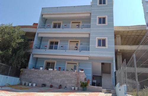 Mbrostar-Urë Apartment | Villa Agim,Hena