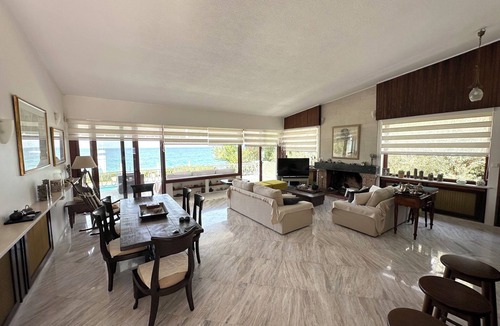Molos-Agios Konstantinos Villa | Villa Agios - Stunning beachfront private villa, ideal for families