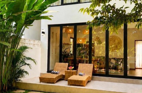 Peliatan Villa | Villa Aira Ubud - Private Pool Villa Near Ubud Palace