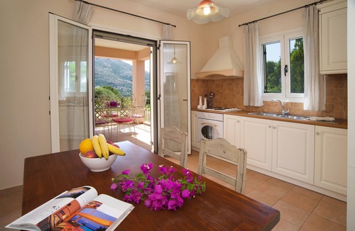 Makriotika Villa | Villa Alkioni, Stamoulis villas at the heart of the island