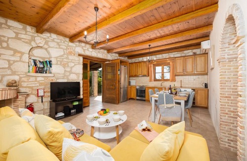 Vasilikos Villa | Villa Aloni - Three Bedroom Villa, Sleeps 6