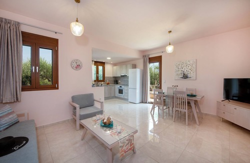 Asteri Villa | Villa Amelia, modern and tasteful house in Cretan nature