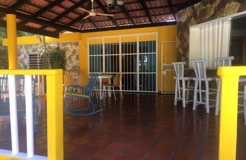 Sabana Palenque Villa | Villa Ana-Paz y Tranquilidad en la Playa