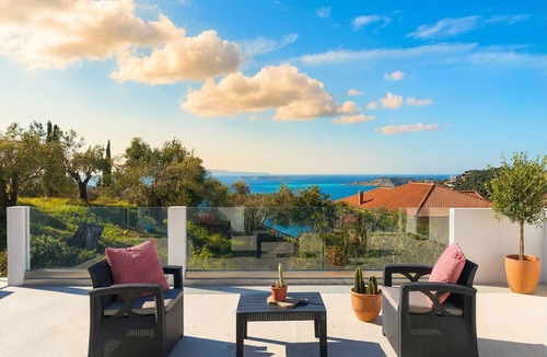 Afionas Villa | Villa Anafoufou Afionas with private heatable pool