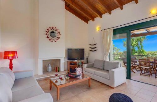 Pyrgos Psilonerou Villa | Villa Anna Maria by Villa Plus