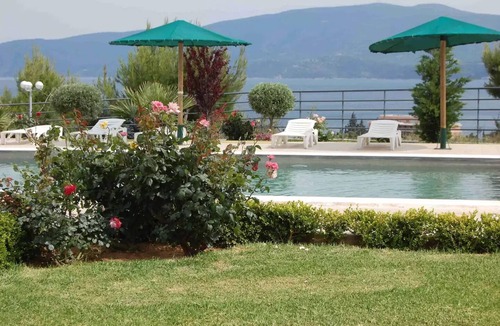 Isthmia Apartment | Villa Annabelle with swimming pool and beautiful sea view