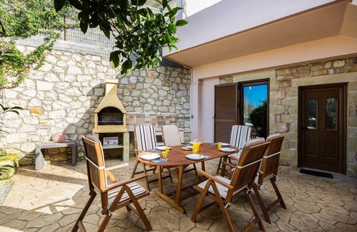 Monopari Villa | Villa Antheon - Three Bedroom Villa with Private Pool